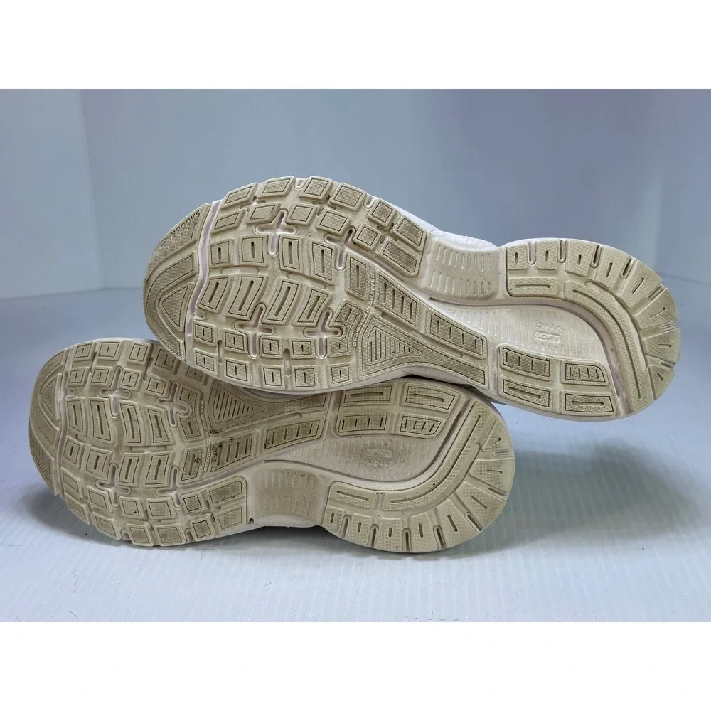 Brooks Trace 4 Womens Running Shoes White Copper 1204411B192 Size 9